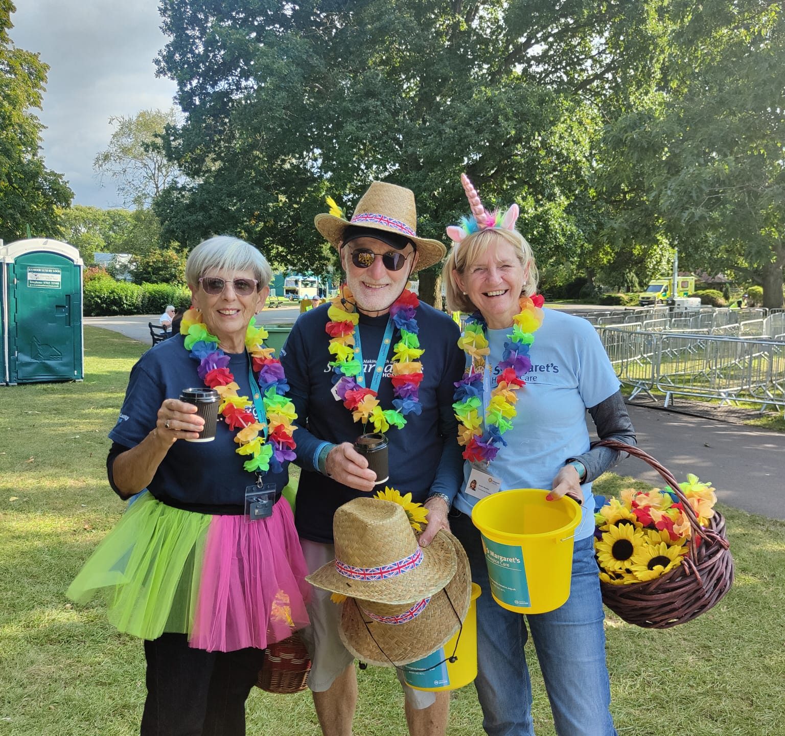 3 fundraising volunteers